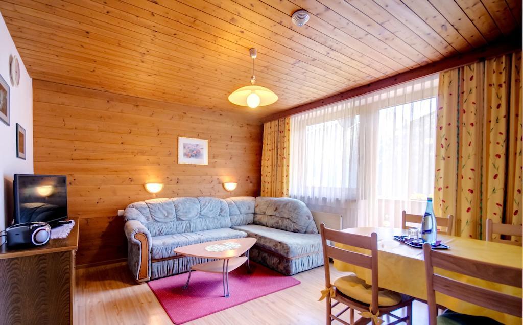 Ferienwohnung Roasnerhof Finkenberg Zimmer foto